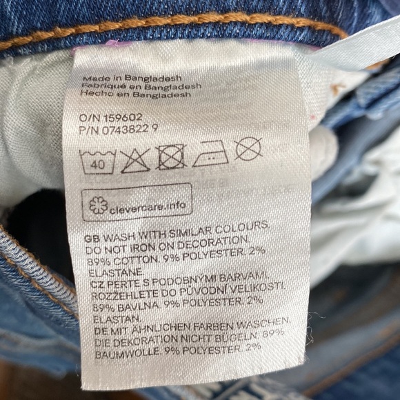 H&M Shorts - Picture 6 of 9